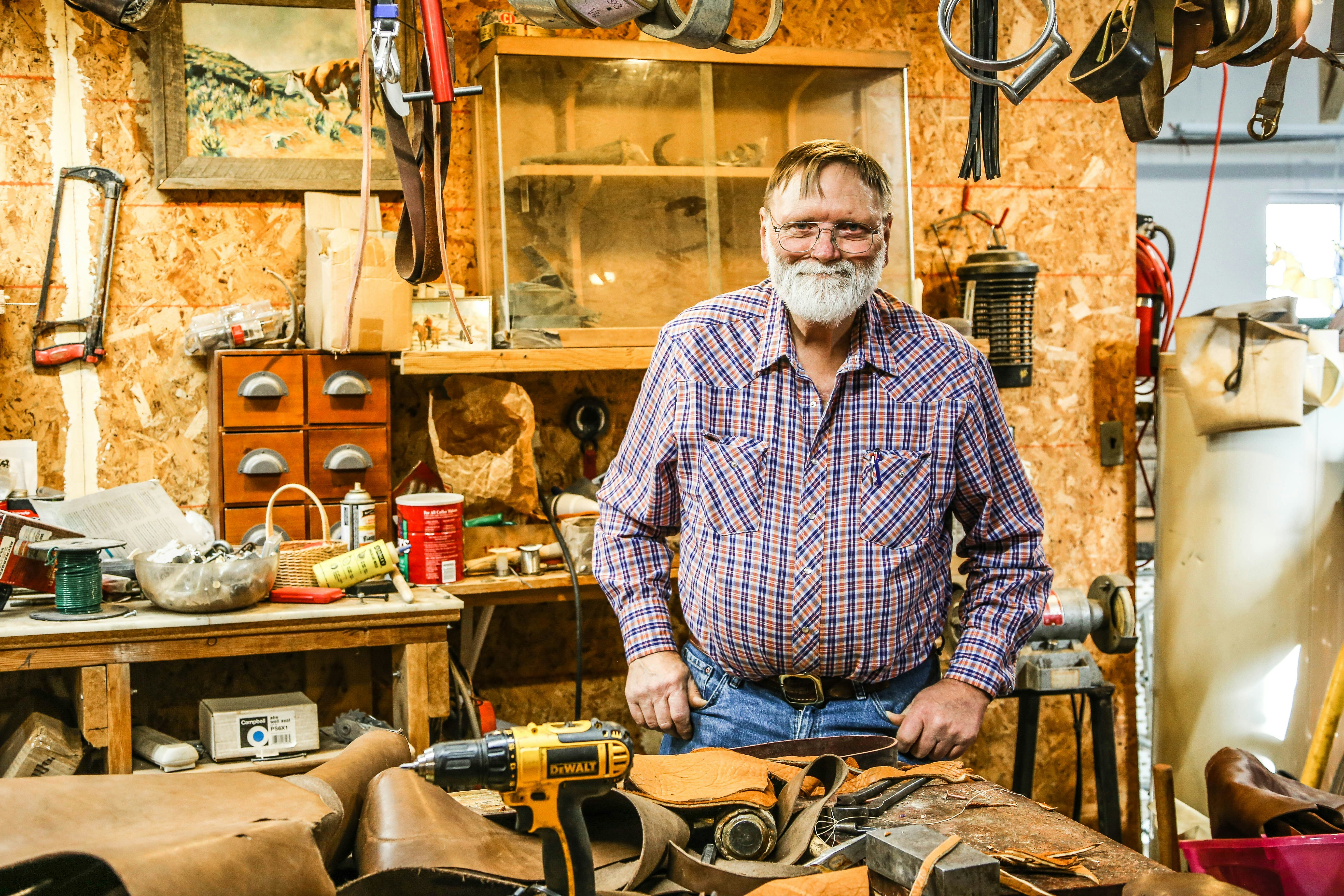 Continuer à travailler après la retraite ? Vérifiez vos assurances
